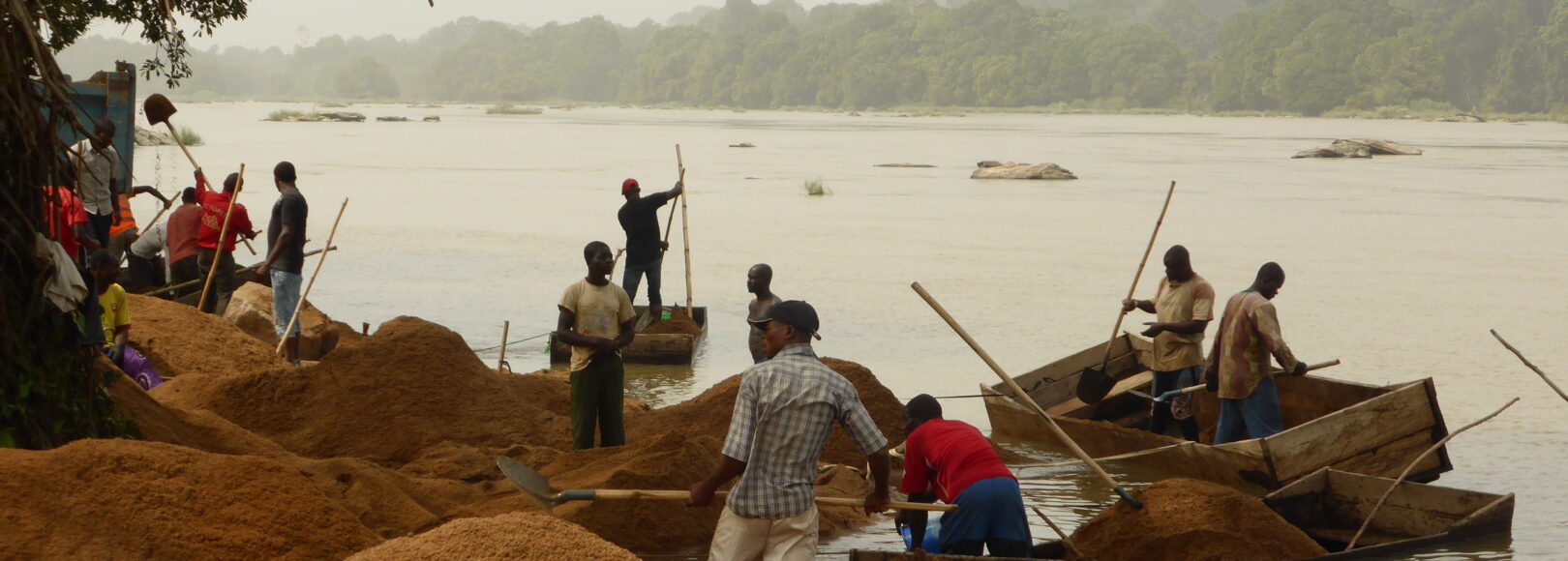 <h2 class='so-single__pagetitle'>AT et AMO</h2>